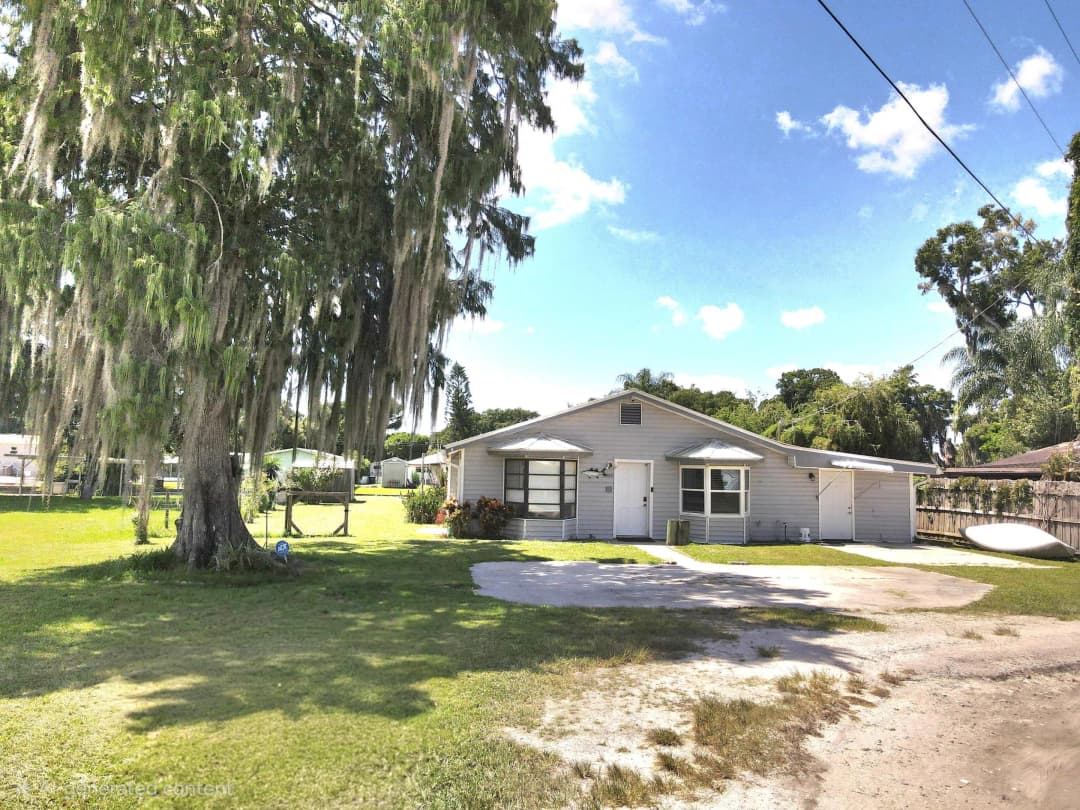 2922 Se 28th Street, Okeechobee, Florida 34974